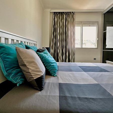 Hostiguest Coliving Leon Y Castillo 라스팔마스 외부 사진