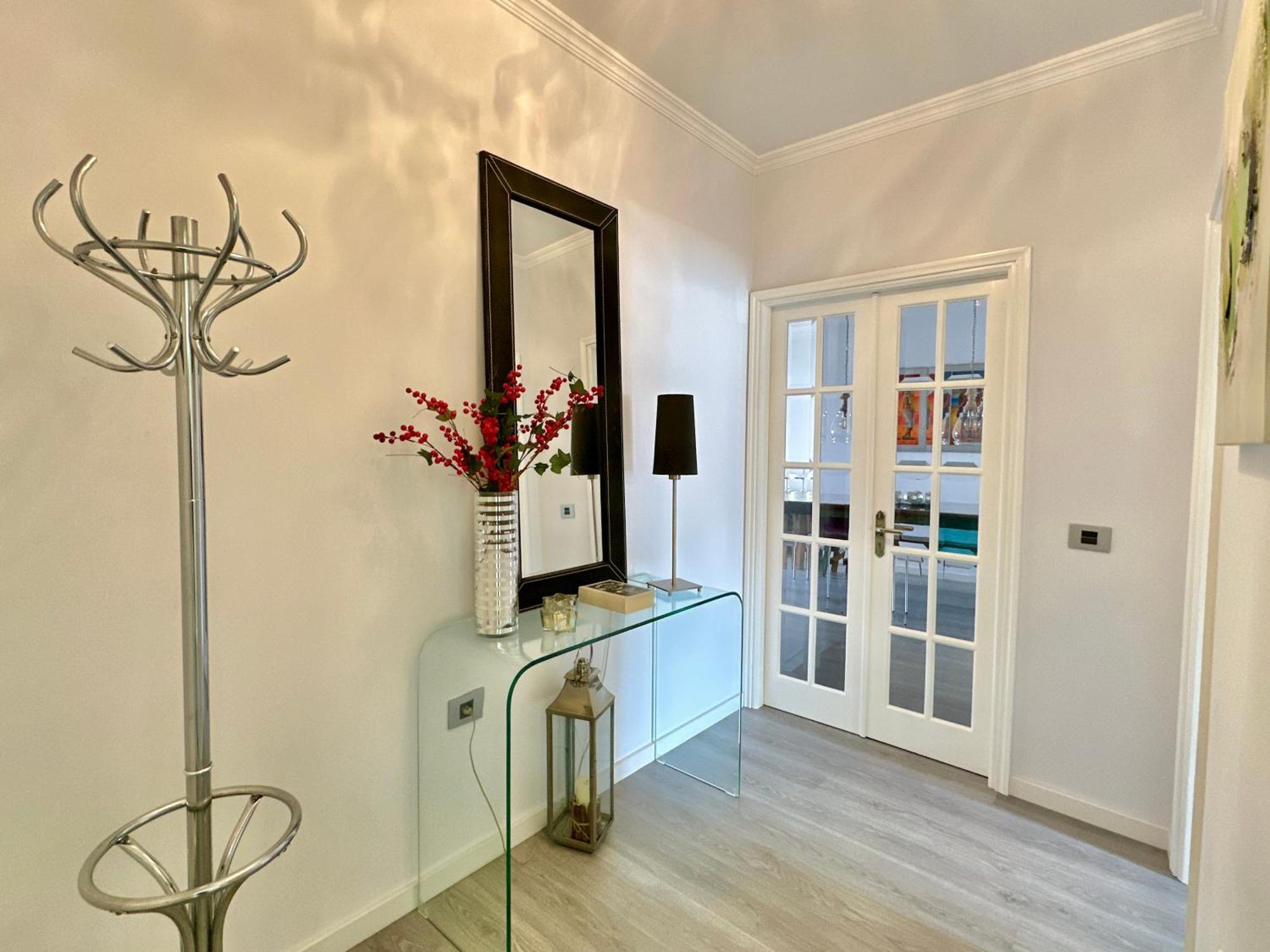 Hostiguest Coliving Leon Y Castillo 라스팔마스 외부 사진