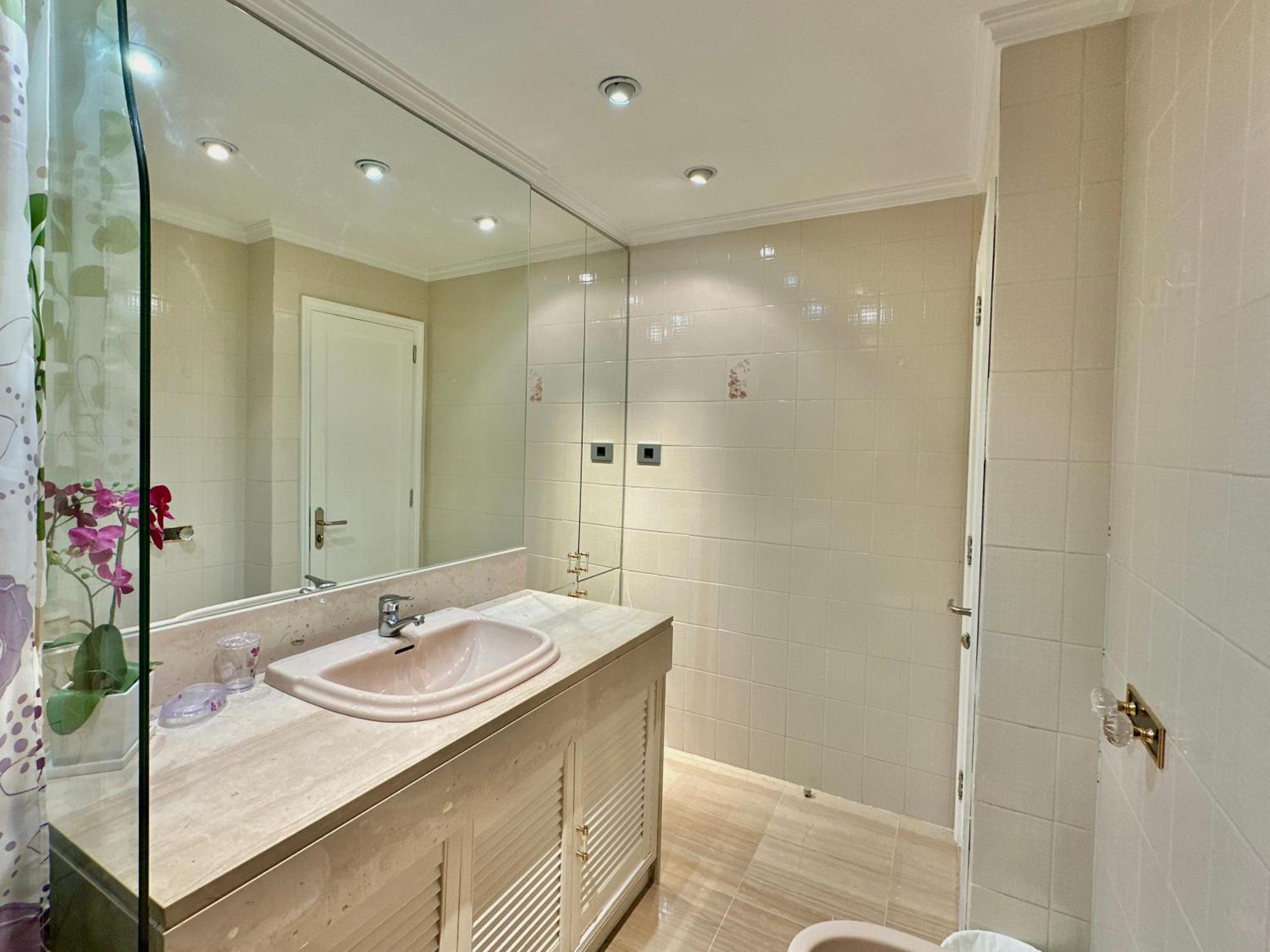 Hostiguest Coliving Leon Y Castillo 라스팔마스 외부 사진